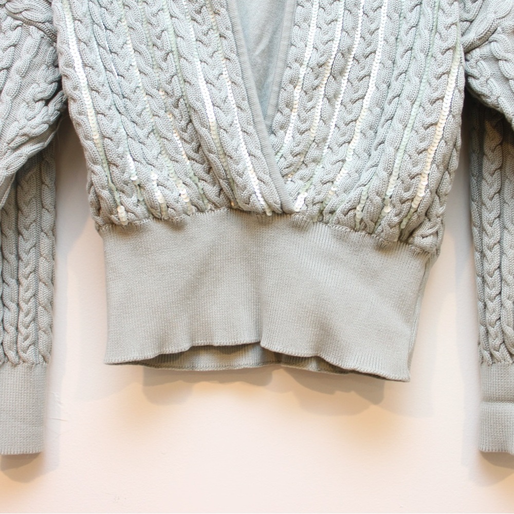 Escada - Picture 4 of 4